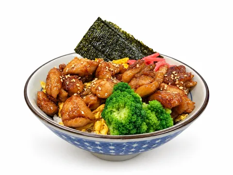 Teriyaki Chicken Don con broccoli